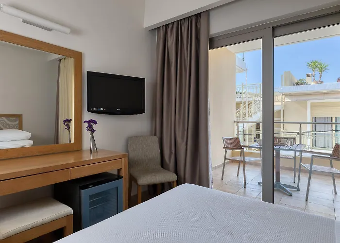 Hotel Almira Arkoudi