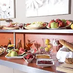 Hotel Almira Arkoudi