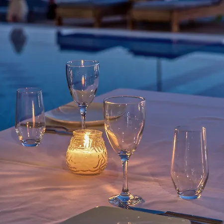 Hotel Almira Arkoudi