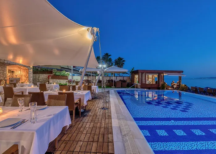 Отель Almira 3*