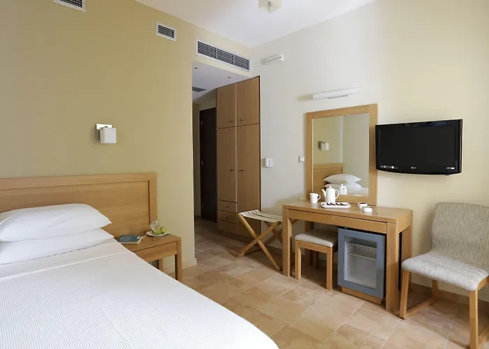 Almira 3* Аркуди